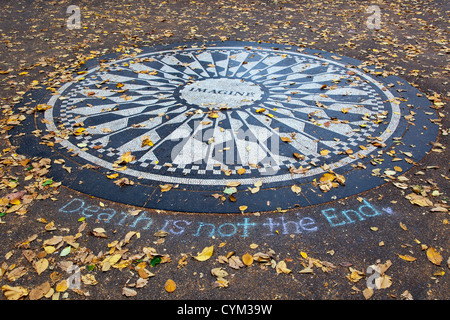 Central Park's Memorial à John Lennon Banque D'Images