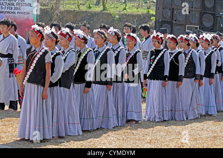 Yobin tribus à Namdapha Festival Culturel Eco, Miao, de l'Arunachal Pradesh, Inde Banque D'Images