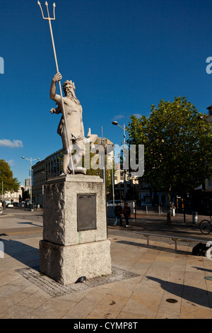 La statue de Neptune à large Quay, Bristol, Angleterre, Royaume-Uni. Banque D'Images