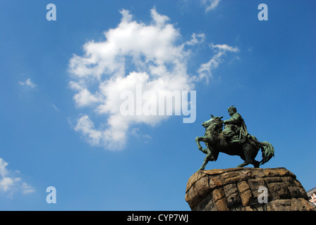 L'Ukraine. Kiev. Bogdan Chmielnicki (1595-1657). Le chef cosaque. Monument, 1888 par le sculpteur Mikhail Mikeshin (1835-1896). Banque D'Images