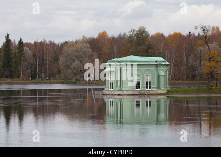 Vénus, pavillon, Parc du Palais Gatchina, Russie. Banque D'Images