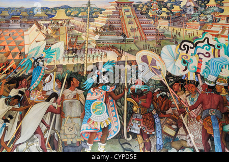 Mexico, District Fédéral, Mexico City, peinture murale par Diego Rivera illustrant la vie aztèque avant la conquête dans le Palacio National. Banque D'Images