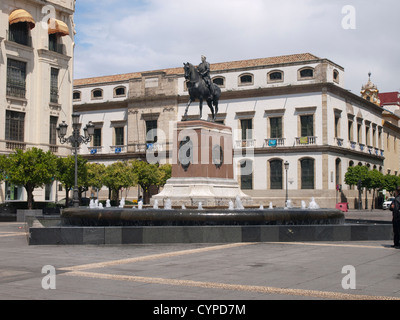 Plaza de Las Tendillas à Cordoba Andalousie Espagne avec statue Gran Capitan Banque D'Images