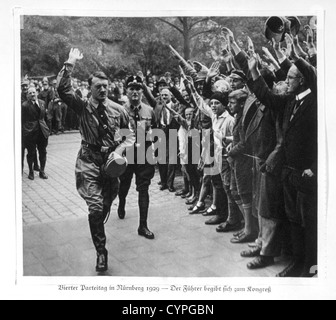 Adolf Hitler à la quatrième partie jour Rally, Nuremberg, Allemagne, 1929 Banque D'Images