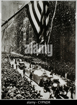 Charles Lindbergh de serpentins, New York City, USA, 13 juin, 1927 Banque D'Images