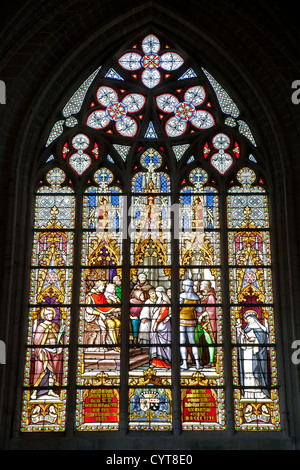 Bruxelles - Juin 22 : Vitre à Saint Michel et Sainte Gudule cathédrale gothique par J.B. Capronnier à partir de la 19e siècle Banque D'Images