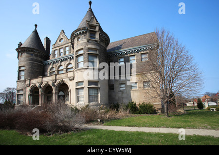 Bâtiment abandonné dans le parc de la brosse, Detroit, Michigan Banque D'Images