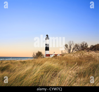 Le grand phare de sable dans la belle lumière du soir, Michigan, USA la péninsule inférieure Banque D'Images