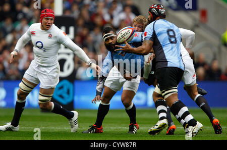 NAIKATINI API DÉLESTE SOUS P V ANGLETERRE TWICKENHAM MIDDLESEX ANGLETERRE RU FIDJI 10 Novembre 2012 Banque D'Images