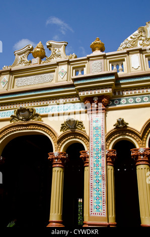 Vietnam, My Tho, le delta du Mekong River. Pagode Vinh Trang complexe. Banque D'Images