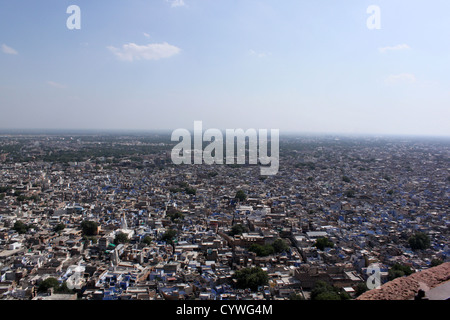 Voir plus de maisons dans la ville bleue de Jodhpur, Rajasthan, India Banque D'Images