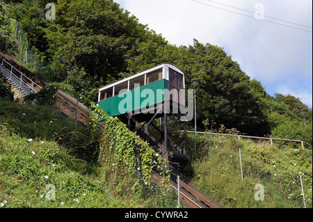 La falaise sud de Scarborough funiculaire tram North Yorkshire england uk Banque D'Images