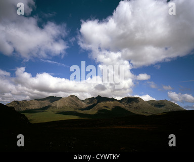 La principale Cuillin Ridge y compris Sron na Ciche Sgurr Alasdair et Sgurr nan Eag du Rubh un sentier Écosse Dunain Banque D'Images