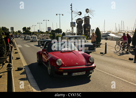 -Cambrils Gold Coast- voitures classiques, Tarragone, Catalogne, Espagne. Banque D'Images