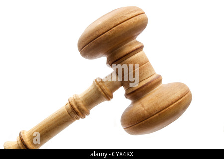 Gavel isolé sur fond blanc Banque D'Images