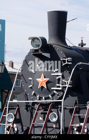 Machine à vapeur à Omsk, la gare de chemin de fer transsibérien, Sibérie, Russie Banque D'Images