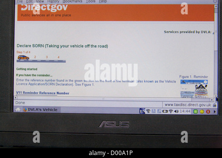 Fermer l'ordinateur à l'écran de DVLA est en ligne Formulaire de déclaration SORN Banque D'Images