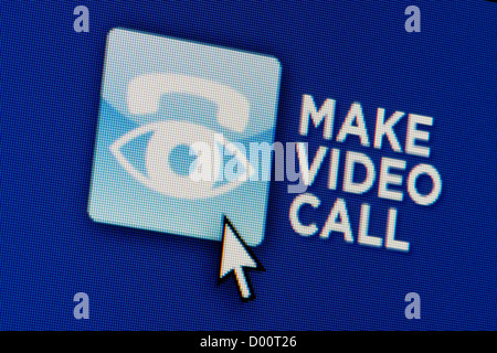 Close up d'un site fictif doté d'un bouton qui invite les utilisateurs à faire un appel vidéo. Banque D'Images