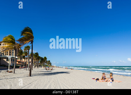 Plage à Hollywood, près de Fort Lauderdale, comté de Broward, Gold Coast, Florida, USA Banque D'Images