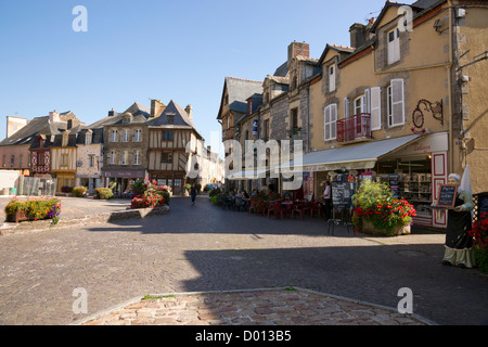 Malestroit (Breton : Malastred) est une commune française, située dans le département de la Bretagne, dans le nord-ouest de la France. Banque D'Images