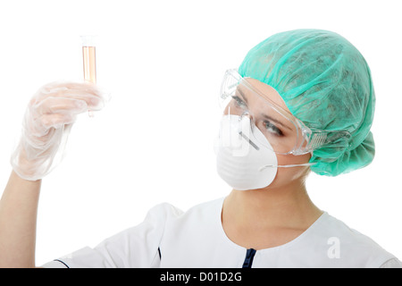 Closeup portrait of female biotechnologiste Banque D'Images