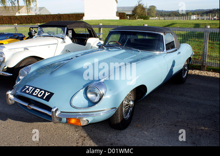 JAGUAR, E-TYPE, le roadster britannique Banque D'Images