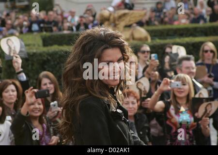 Shania Twain lors d'une apparition publique pour Shania Twain arrive à débuts SHANIA : encore au Colisée, le Caesars Palace Hotel and Casino, Las Vegas, NV le 14 novembre 2012. Photo par : James Atoa/Everett Collection Banque D'Images