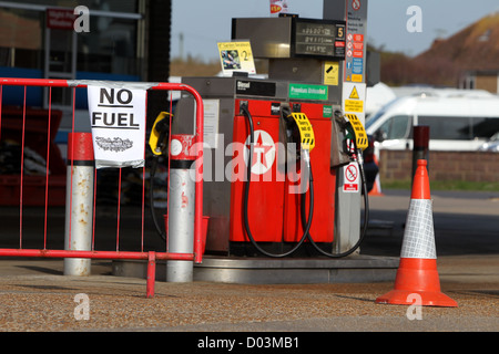 Une station service Texaco en photo fermé pour cause de manque de carburant, Peacehaven, East Sussex, UK. Banque D'Images