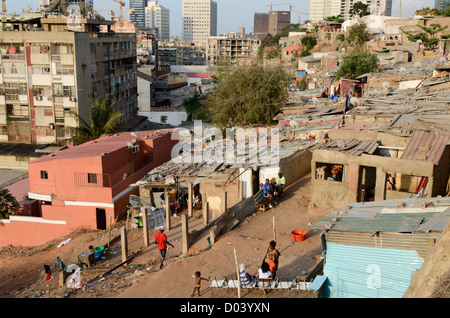 ANGOLA Luanda, en raison de revenus du pétrole et les exportations de diamants un boom de la construction est visible en tous lieux Banque D'Images