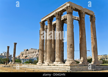 Temple du Zeus Olympien, juste en dessous de l'Acropole à Athènes, Grèce ville Banque D'Images