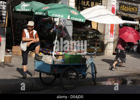 Scène de rue, Dali, Yunnan Banque D'Images