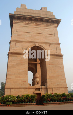 Vue de côté de la porte de l'Inde, Delhi, Inde.c'est un monument à Delhi. Banque D'Images