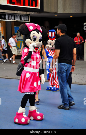 Minnie à Times Square, New York City, USA Banque D'Images