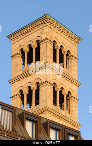 Vue de la tour Bell Liebfrauen se trouve à Zurich. La Suisse. Banque D'Images