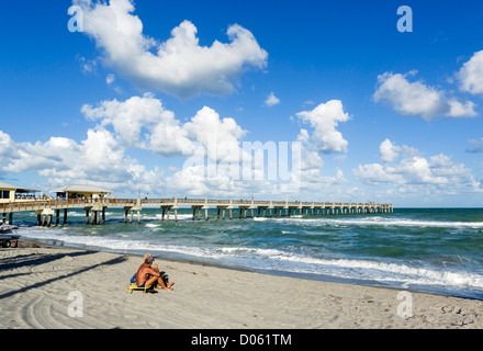 Dania Beach Pier, près de Fort Lauderdale, comté de Broward, Gold Coast, Florida, USA Banque D'Images