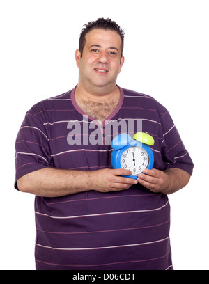 Gros homme avec un réveil bleu isolé sur fond blanc Banque D'Images