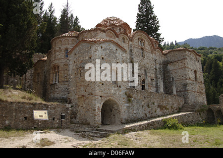 La Grèce. Mystras. Saint Monastère de Vrontochion. L'église de Panayia Hodiguitria, également connu sous le Aphentiko. Fondée en 1310. Banque D'Images