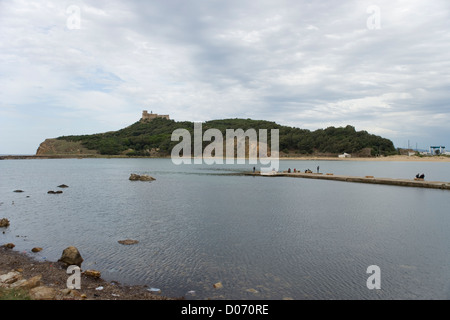 La ville de Tabarka et le fort génois sur la côte des Barbaresques, au nord-ouest de la Tunisie Banque D'Images