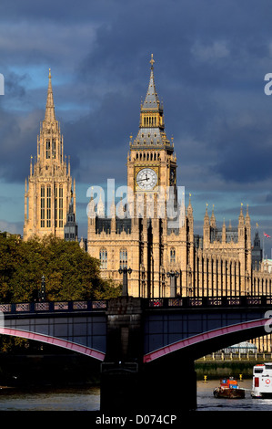 Chambres du Parlement Londres Banque D'Images