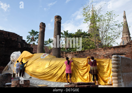 Wat Yai Chai Mongkhon, ou du "grand monastère de victoire de bon augure" à Ayutthaya Banque D'Images