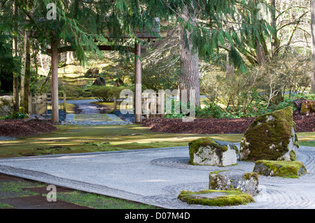 États-unis, WA, Bainbridge Island. Bloedel Reserve. Les jardins japonais ont été conçus par Fujitaro Kubota. Banque D'Images