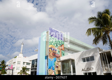 Peinture murale sur Collins Avenue, South Beach, Miami Beach City,Floride,USA Banque D'Images