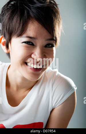 Close up Smiling Girl Portrait Rock japonais Banque D'Images