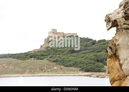 La ville de Tabarka et le fort génois sur la côte des Barbaresques, au nord-ouest de la Tunisie Banque D'Images