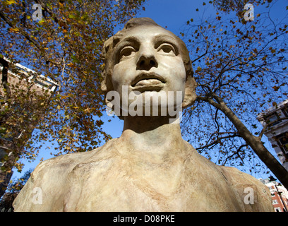 Statue de WWII Special Operations Executive héroïne Noor Inayat Khan dans la région de Gordon Square, Londres Banque D'Images