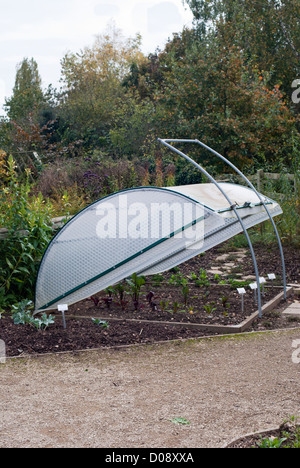 Un grand châssis froid recouvert de plastique Banque D'Images