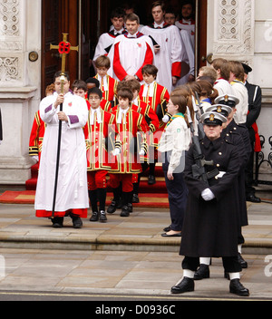 Atmosphère dimanche du Jour du Souvenir au cénotaphe de Londres, Angleterre - 14.11.10 Banque D'Images