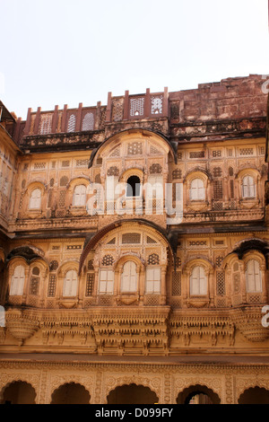 Les structures complexes de sculpté décoratif fort Mehrangarh Jodhpur, Rajasthan, Banque D'Images