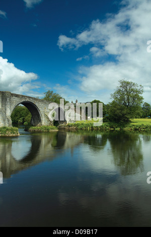 Le Monument William Wallace et le Forth Bridge de Stirling, Stirling Banque D'Images