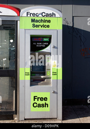 Cash Machine DISTRIBUTEUR AUTOMATIQUE DE CRÉDIT DE TRÉSORERIE Les retraits par carte de débit Banque D'Images